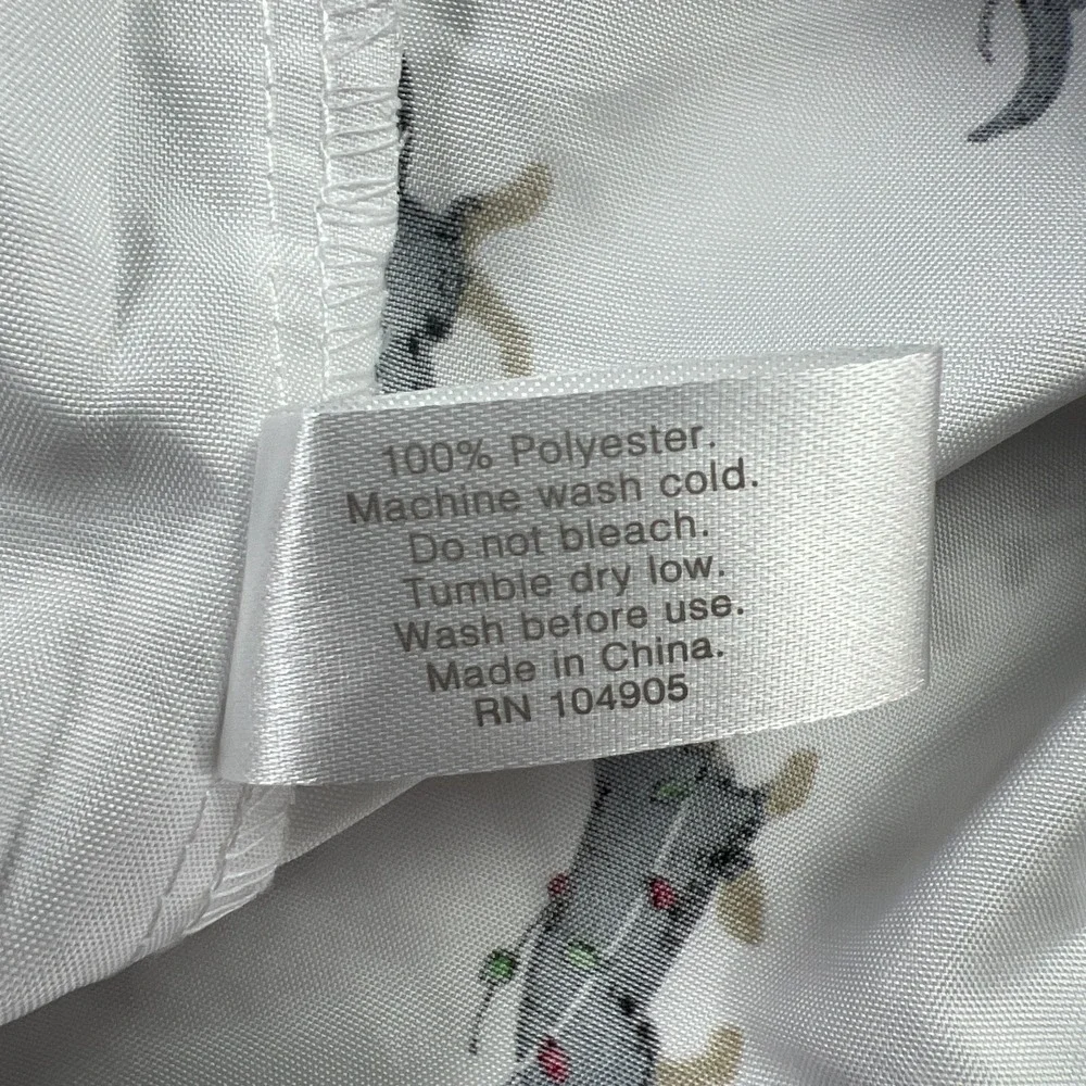 Set Of 2 Kensie Home Standard Pillow Sham White Dachshund Dogs Printed 20